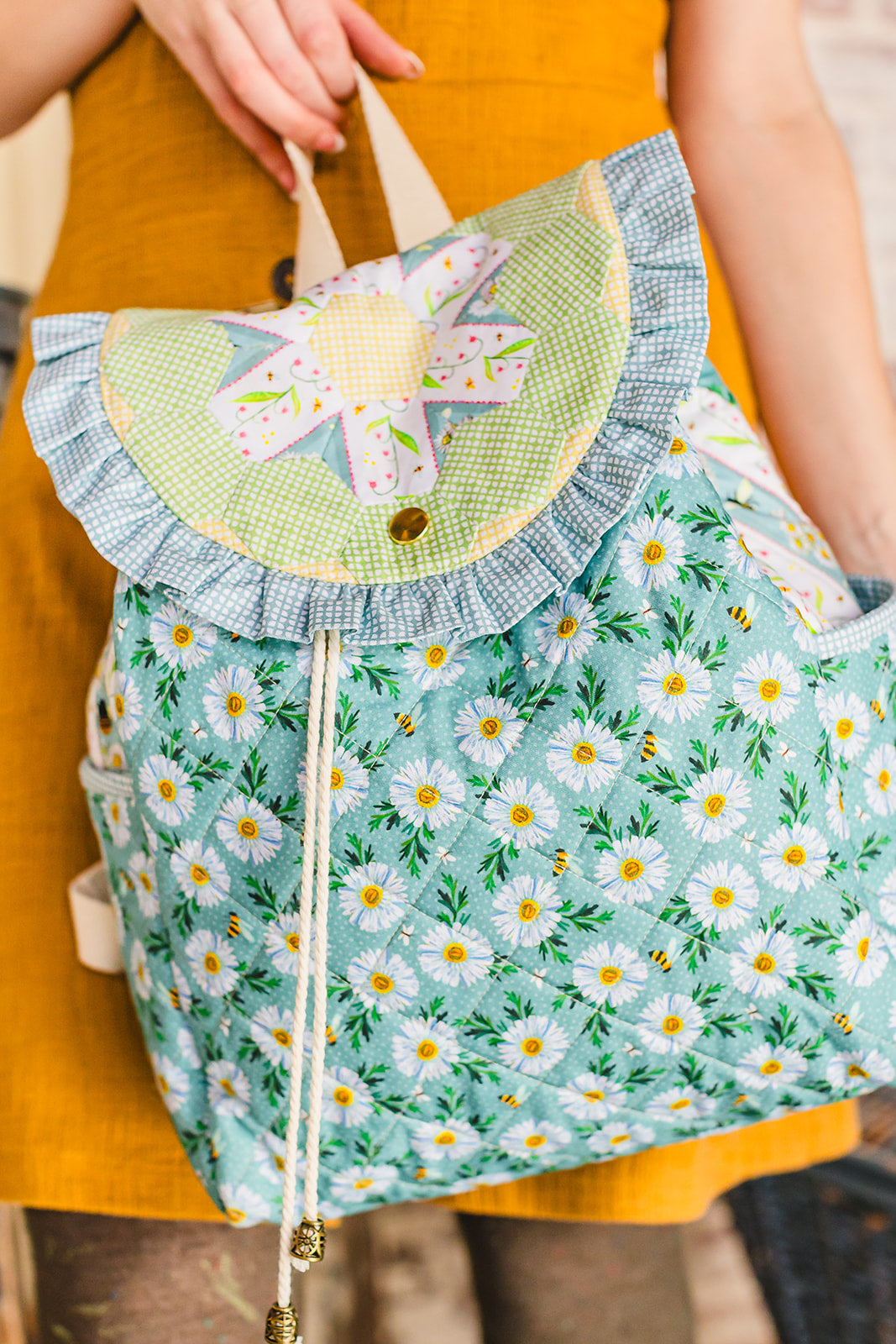 Daisy Scatter Prairie Sky Fabric