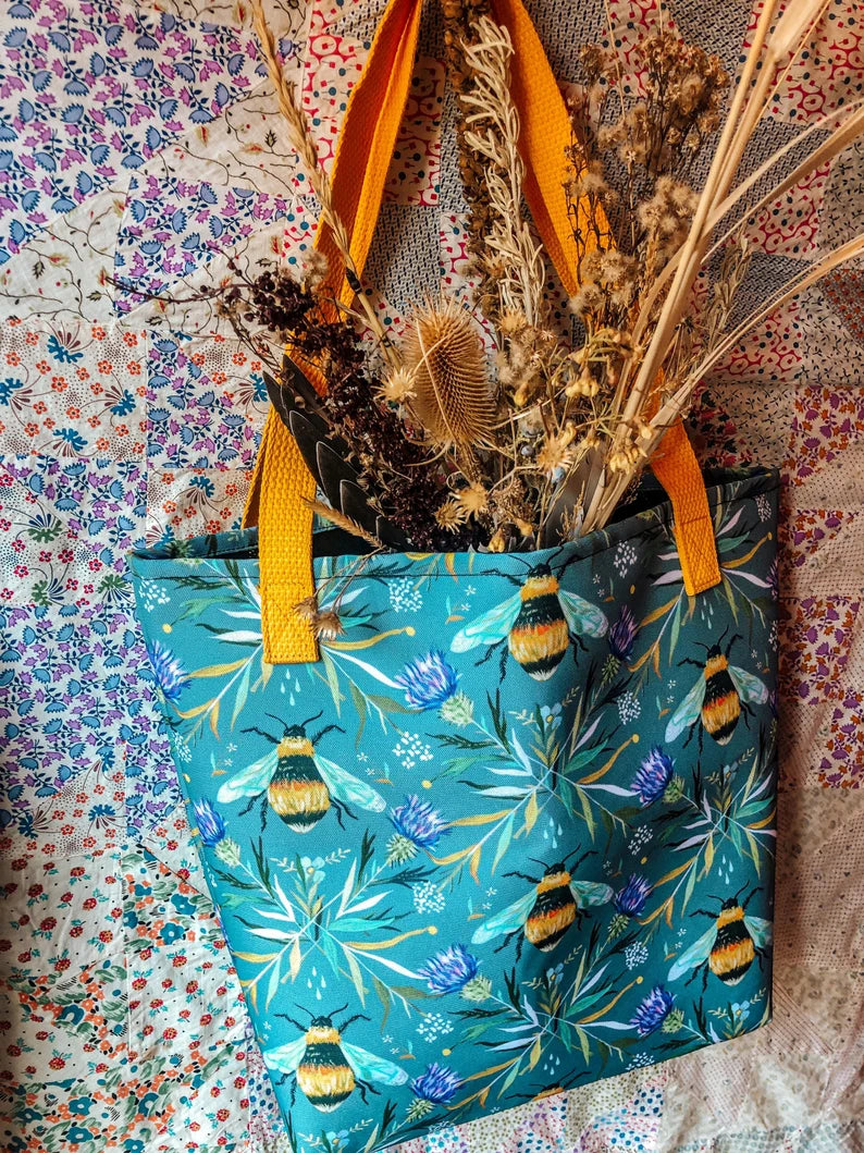 Bee Tote Bag